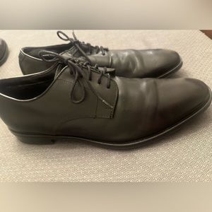 The BLK TUX brand men’s oxford dress shoes size 11